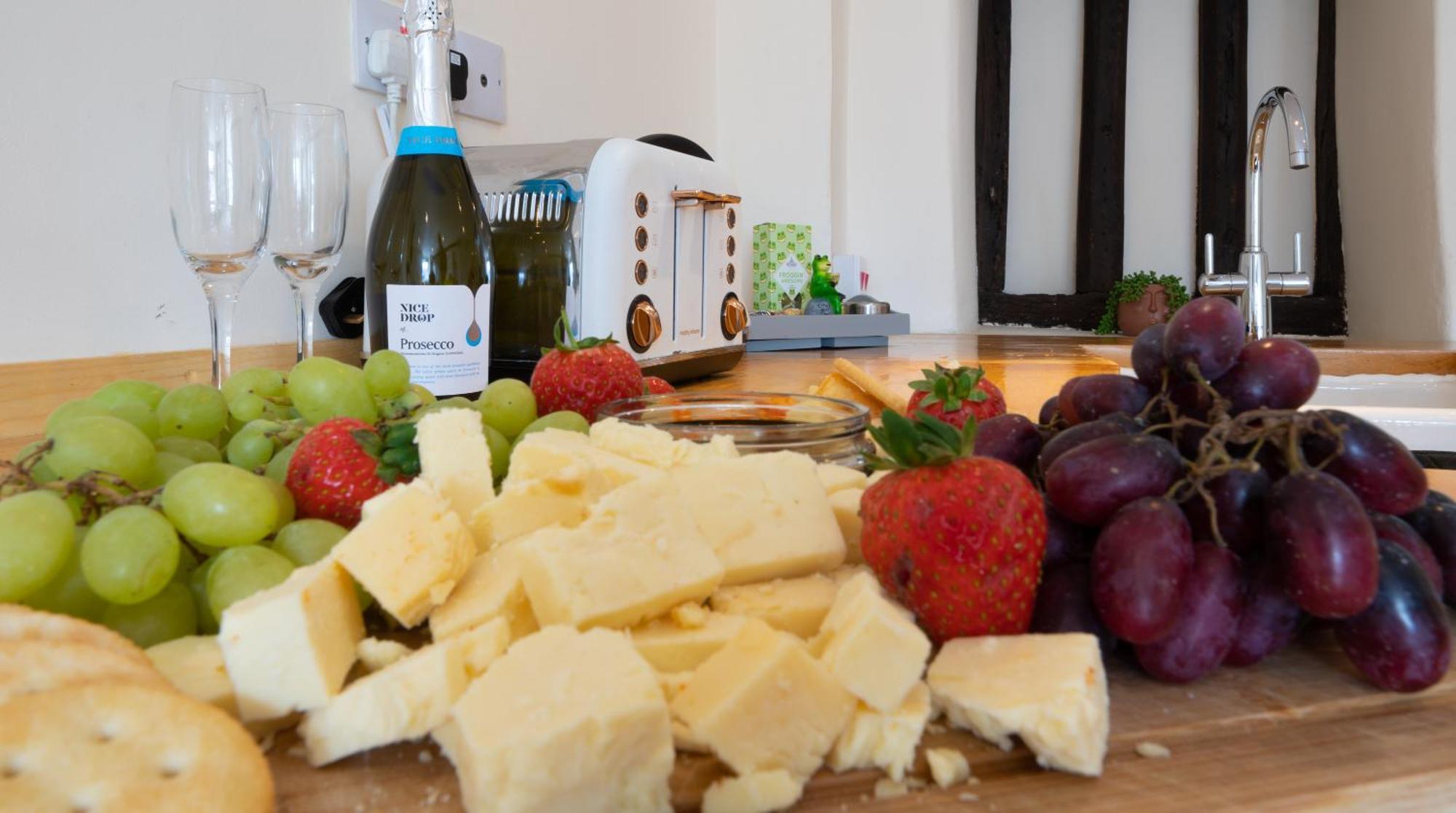 Wee Toad Hole Heart Of Kendal - Cottage Sleeps 4-6 - Dogs Welcome Extérieur photo